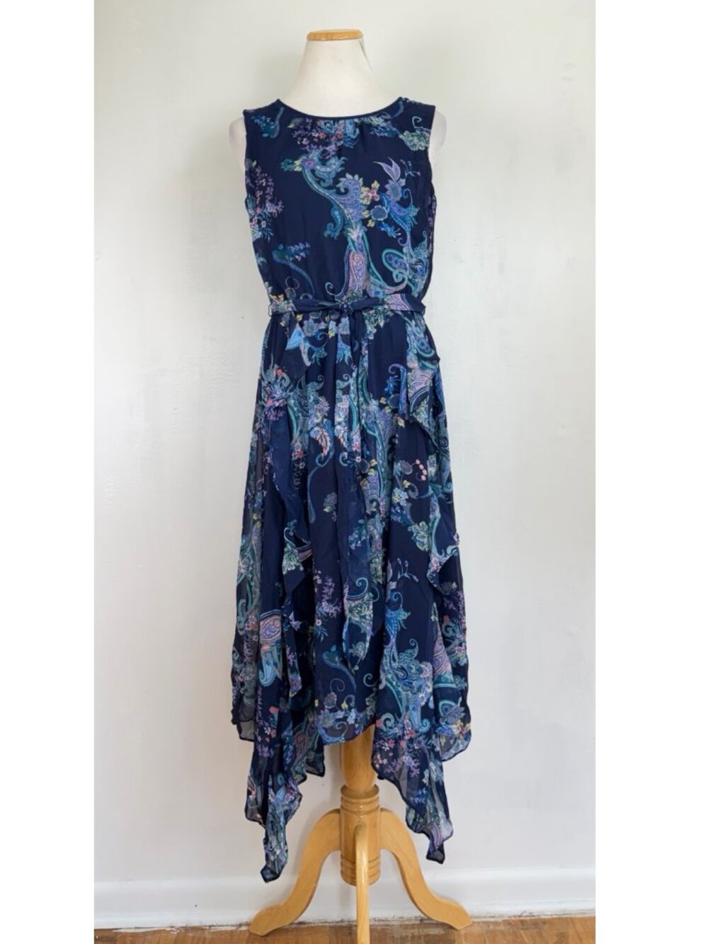 Roz & Ali Dress Size 4 NWT Navy Blue Floral Paisley Handkerchief Sleeveless